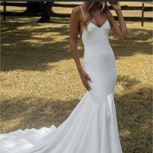 Grace Loves Lace Clo Crepe Wedding Gown – Never Worn - Size Small